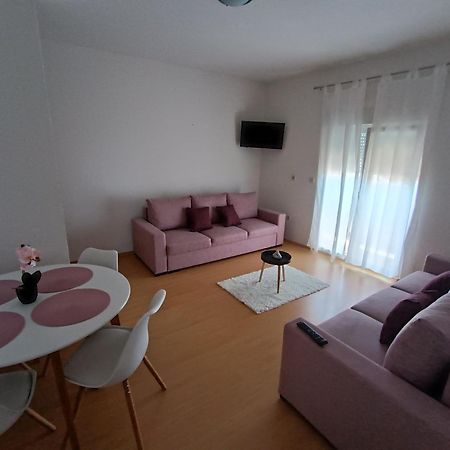 Apartman Lea Sukošan Esterno foto