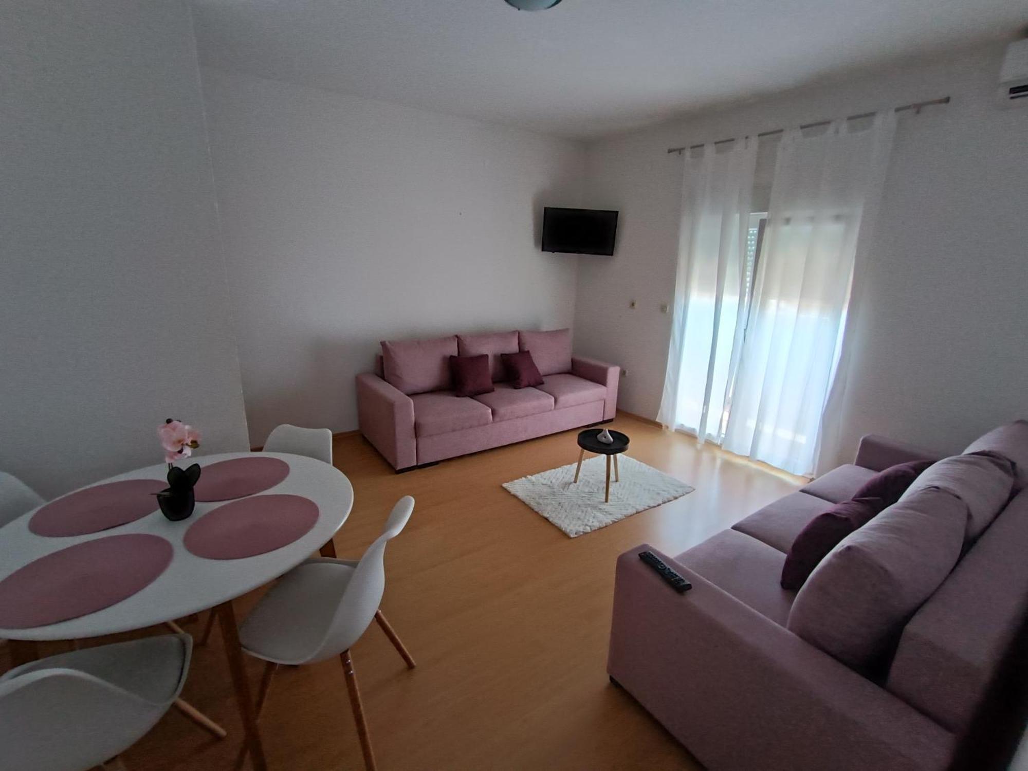 Apartman Lea Sukošan Esterno foto