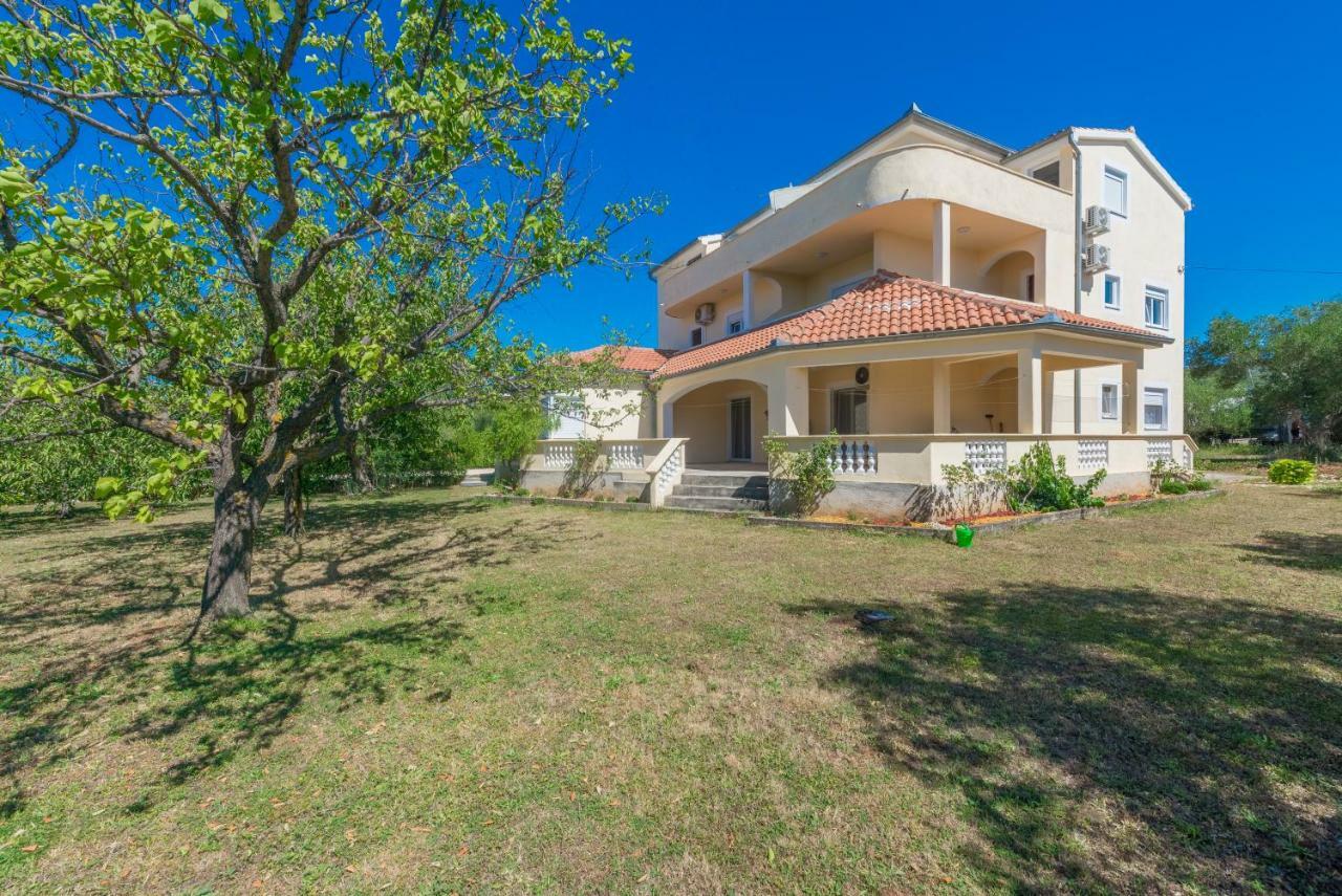 Apartman Lea Sukošan Esterno foto